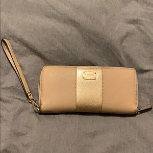 Michael Kors wristlet